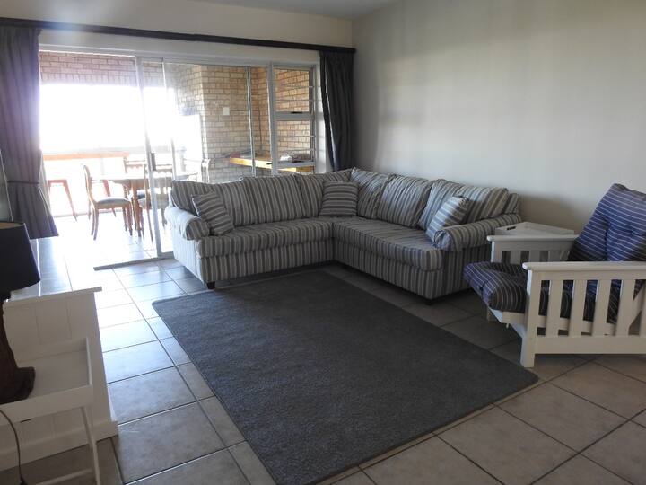 Shearwater Family Apartment - Jeffreys Bay
