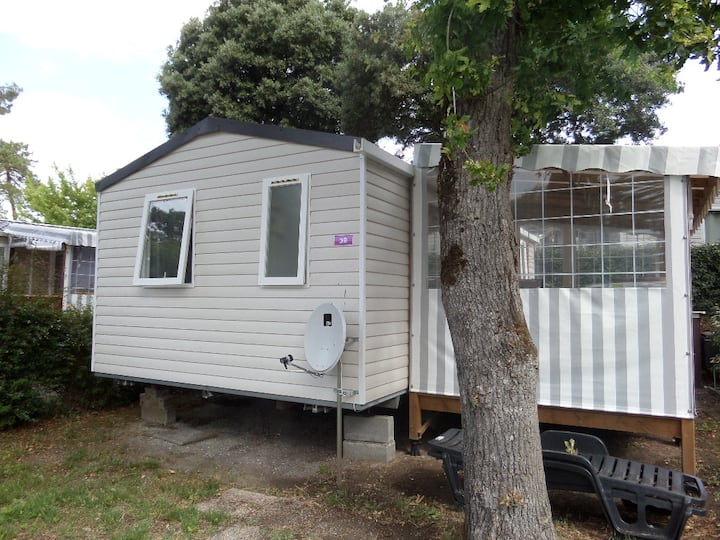 Mobile Home Camping La Pignade 4* - La Tremblade