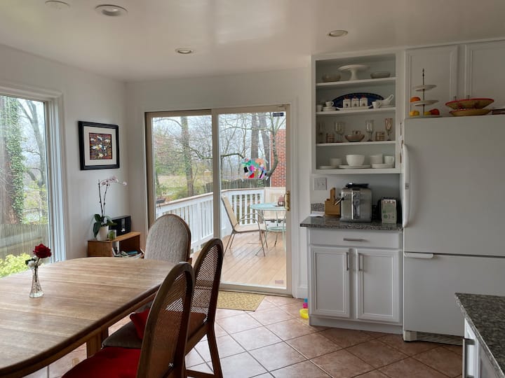 Cape Cod House In Bethesda, Walk To Metro - Kensington, MD