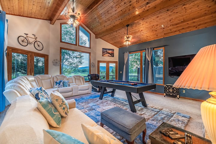 Panorama Point - Home Theater, Sauna, Hot Tub - Davis, WV