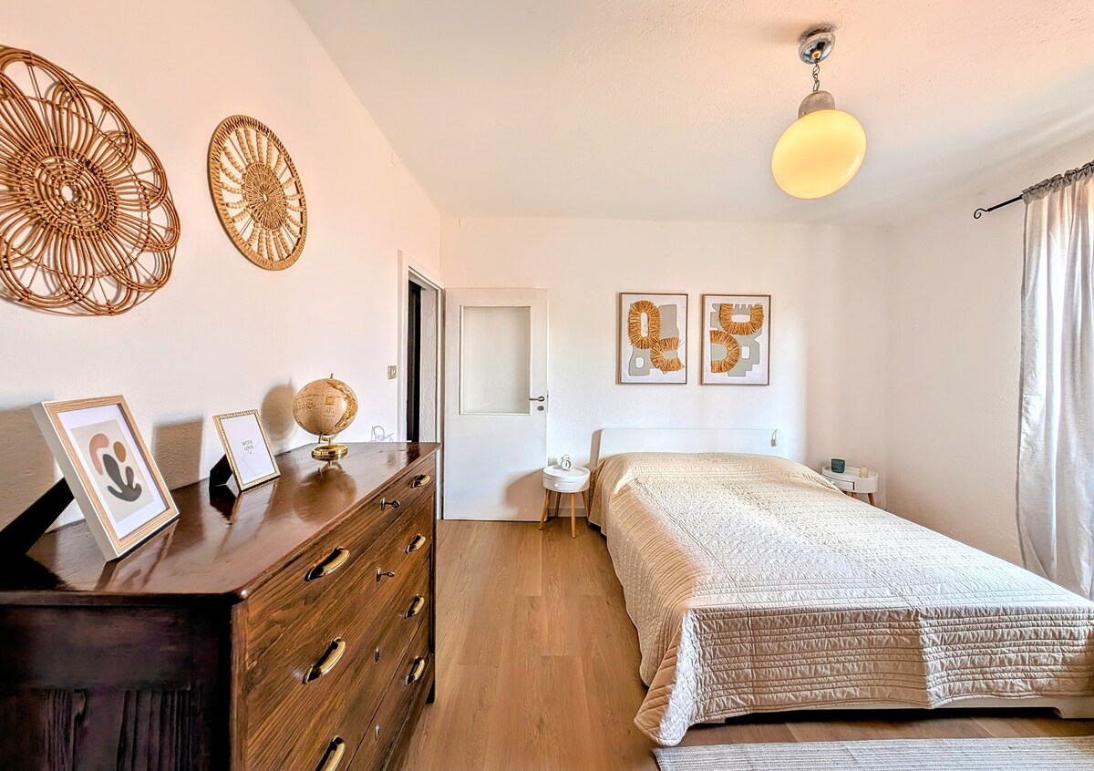 غرفة النوم 1