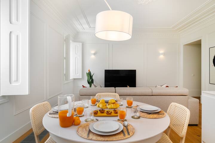 Timeless Design Meets Central Convenience gallery image 5