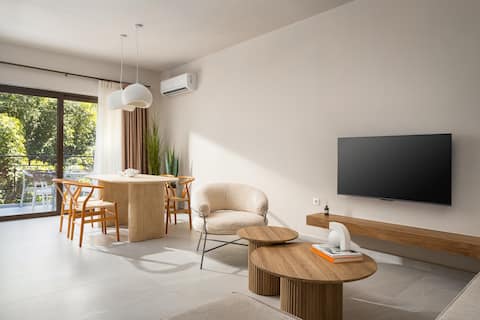 Successful Airbnb property: J&K Boutique Apartment in Δήμος Χανίων