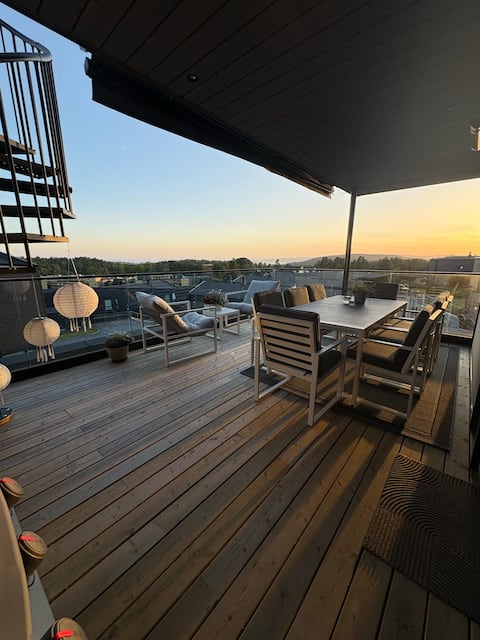 On the roof of Son