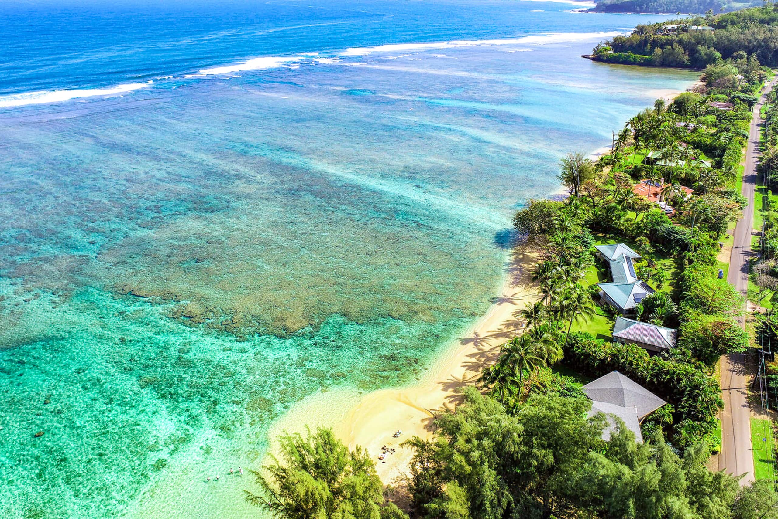 Home in Kilauea · ★4.87 · 3 bedrooms · 5 beds · 3 baths - Image 27