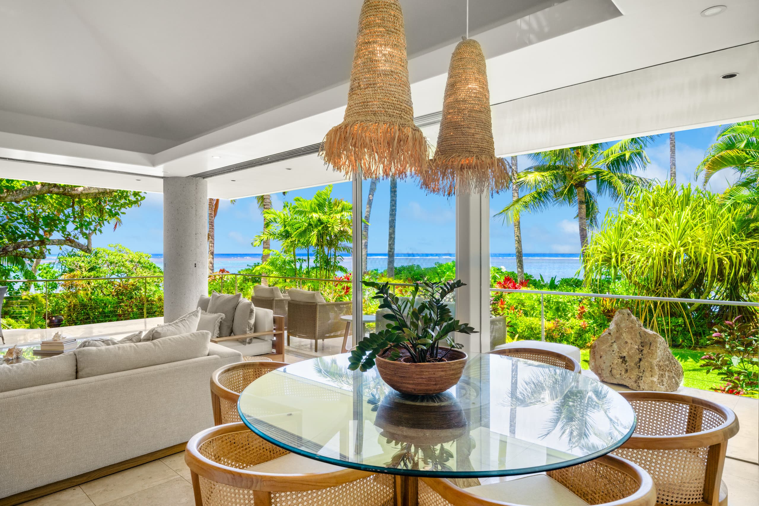 Home in Kilauea · ★4.87 · 3 bedrooms · 5 beds · 3 baths - Image 2