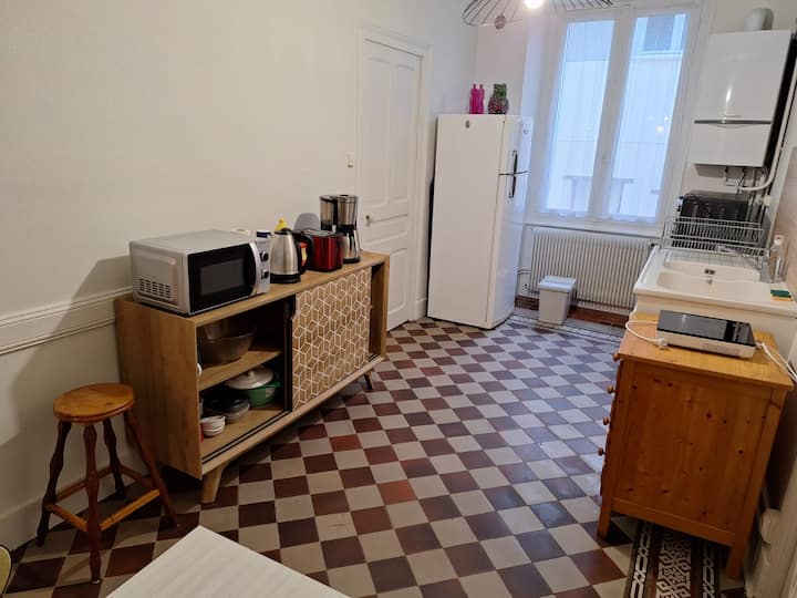 Au Cœur De La Cité, Très Pratique ! - Paray-le-Monial