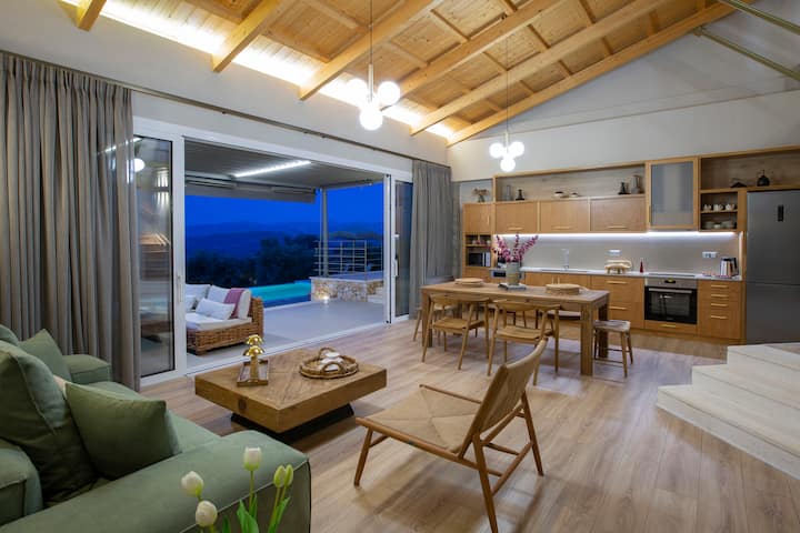 Flomis Luxury Villa - Lefkada