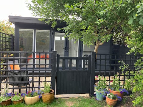 Successful Airbnb property: Garden Room in Bridport