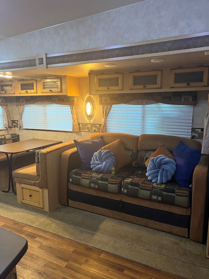 Cozy Camper - Welland