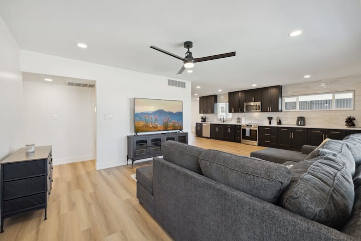 Remodeled Home | Prime Location | Open Layout - テンピ, AZ