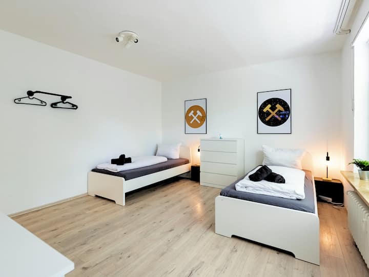 Budgetroom 3 Br Apartment - Gelsenkirchen