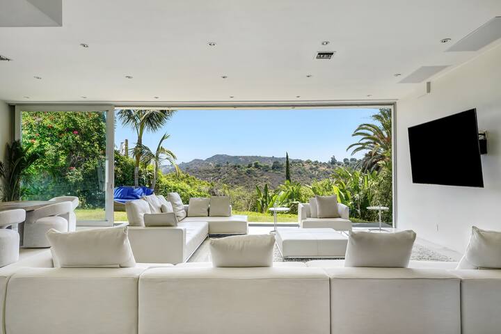 Luxury Dream Villa in Bel Air gallery image 2
