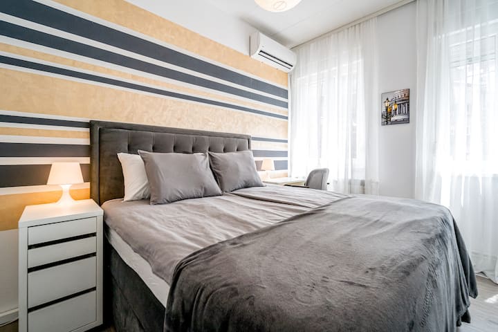 Უმშვენიერესი საწოლი 152 × 203 სმ