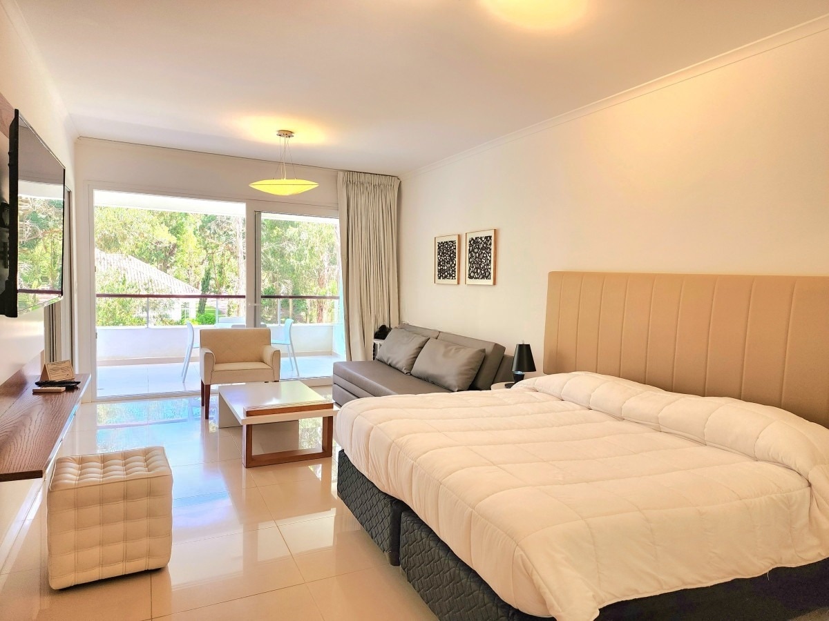 Studio Premium Green Park Solanas Relax vista lago - Flats for Rent in  Punta Ballena, Maldonado Department, Uruguay - Airbnb