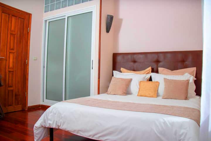 საძინებელი 1