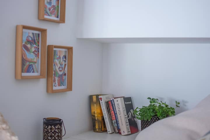 Stay Central Warsaw – Cozy City Center Studio - Warsaw