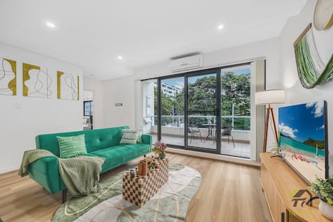 Brand-new Wooden floor apartment in Wolli Creek
