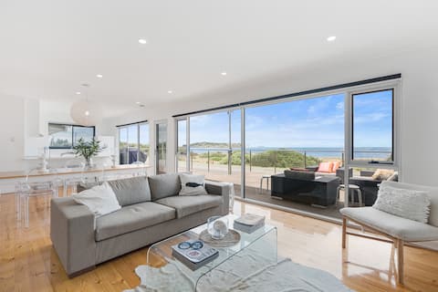 Kondoli Beach House