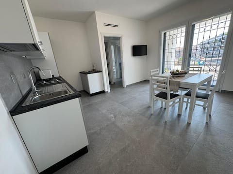 Popular Airbnb listing: Sea Urchin Apartment in Fiumicino