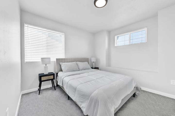 Spavaća soba 4 na katu s 1 bračnim krevetom