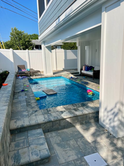 Lewes Beach 7-Bed with POOL