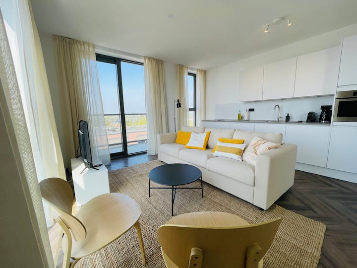 High-end Apartment With Two Bedrooms - Rotterdam