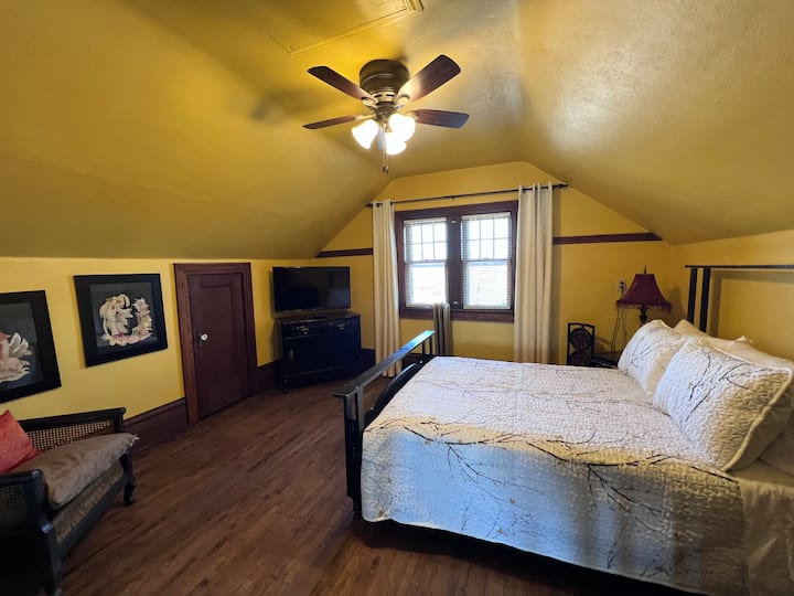 Bedroom 6