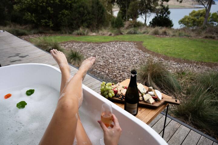 Private Off-Grid Beach Shack gallery image 4