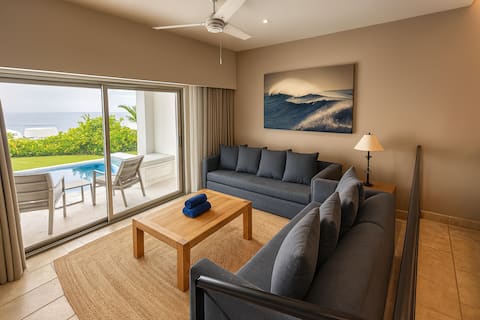 Top Airbnb: Oceanview Condo with Private Mineral Pool #802 in Santa María Huatulco
