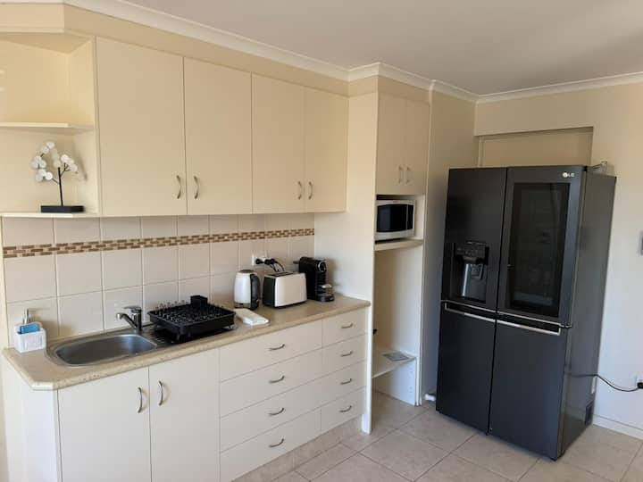 Private Granny Flat,free Parking - Oxley
