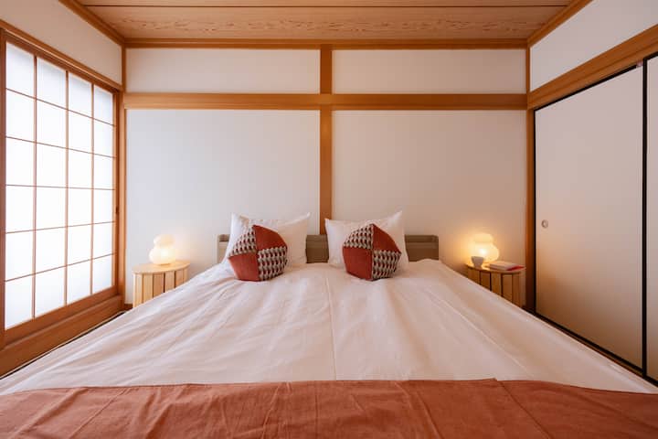 საძინებელი 2