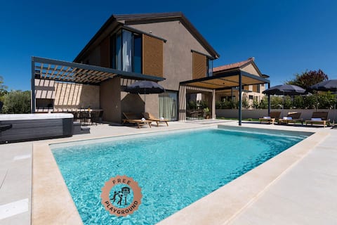 Top Airbnb: Villa Albona in Kadumi