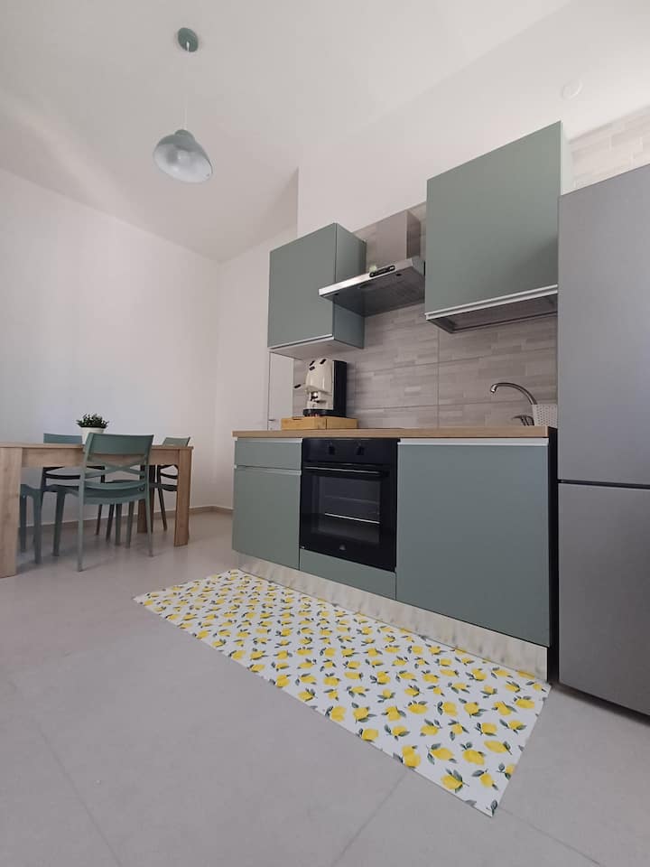 Sunny Place • Appartamento Luminoso E Tranquillo - Salerno