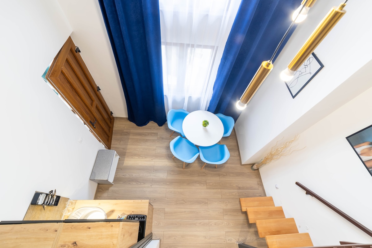 Old Town Toplik Design studio