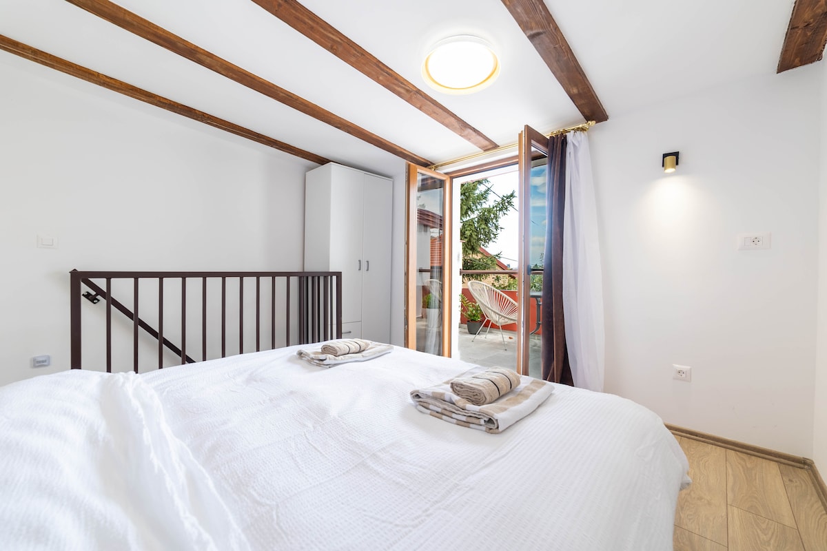 Old Town Toplik deluxe studio