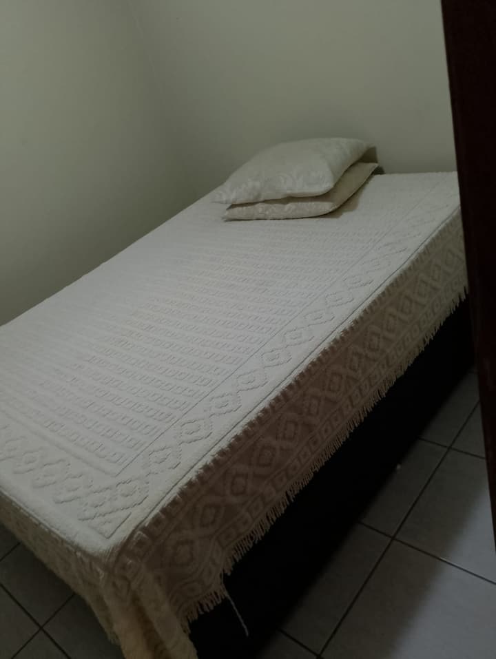 Dhomë gjumi 2