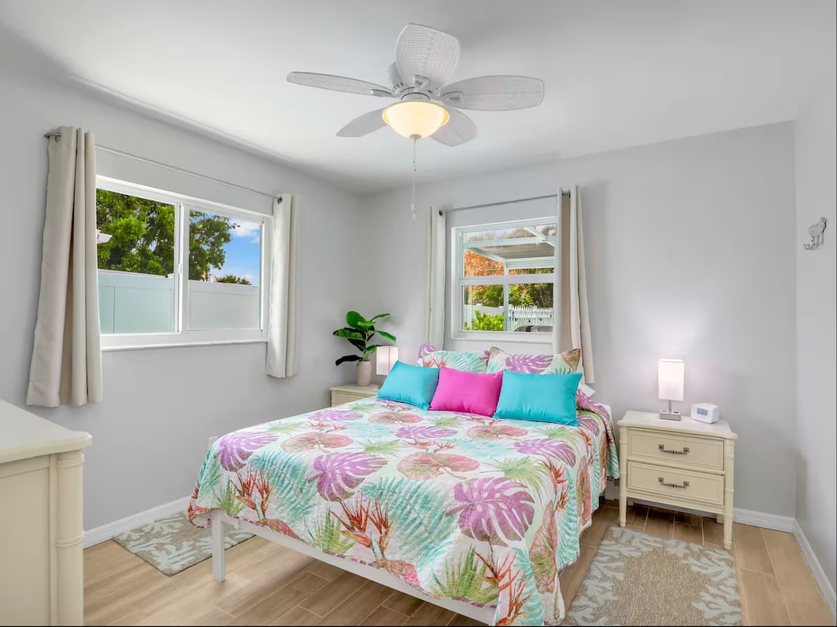 Menšia manželská posteľ 