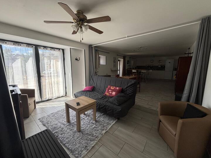 Gîte La Grange, 4 à 6 Pers - Laissac