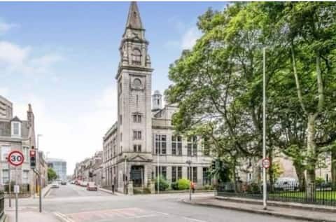The Tower: Luxury 3 Bedroom Penthouse, City Centre