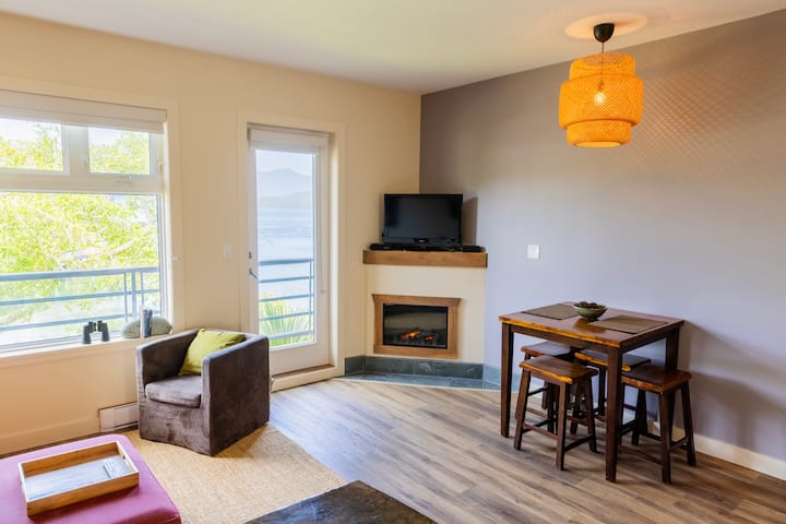 #13 - Tofino Waterfront Condo - Tofino