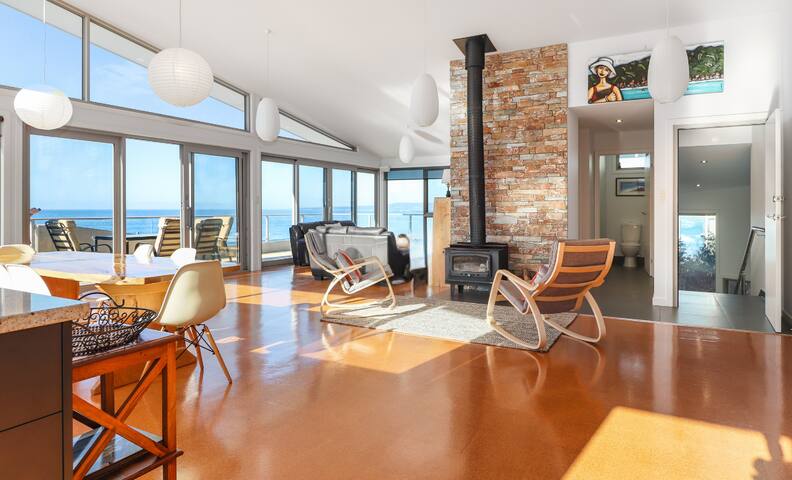 Eleven62 Bay Of Fires Beach House gallery image 5