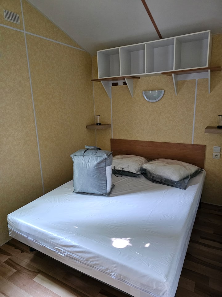 חדר שינה 1