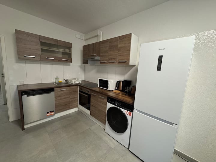 2br Apartment Near Volksgarten - Düsseldorf