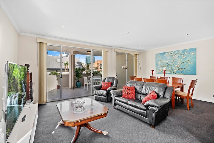 Stylish Escape Free Parking For 2 Walk To Cbd - Brisbane