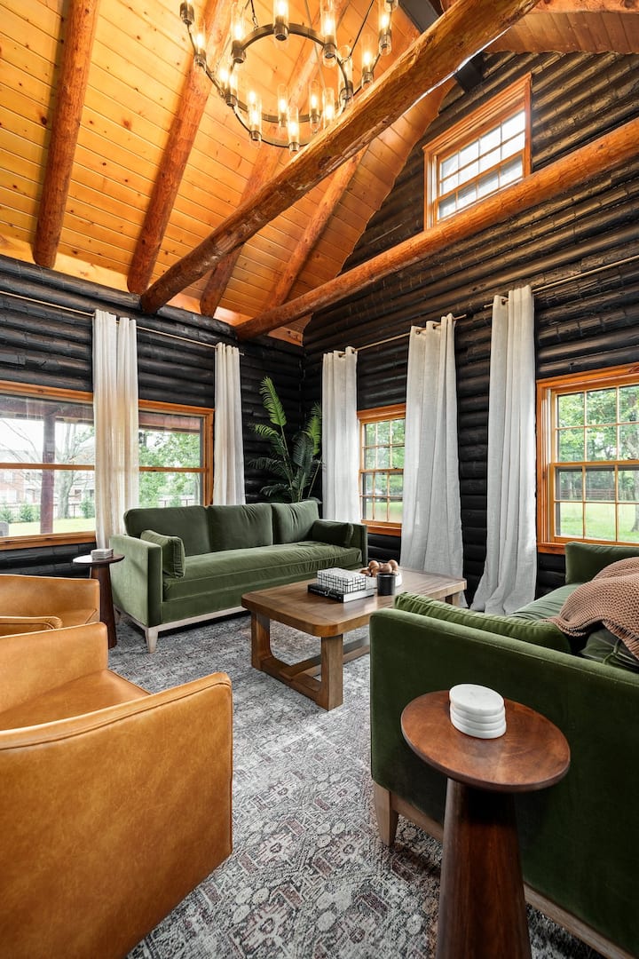 る*様 house on the hill S/S Tee (Ballet) 8 Falling Water Retreat on Center Hill Lake - Cabins for Rent in