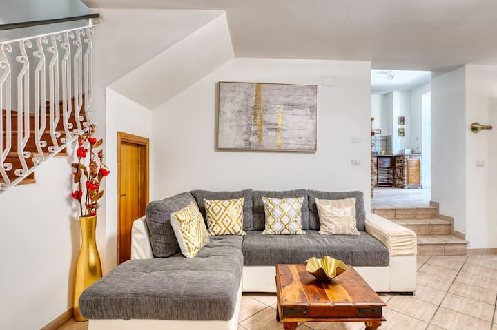 Guesthost - Il Borghetto Cozy Apartement In Assisi - Assisi