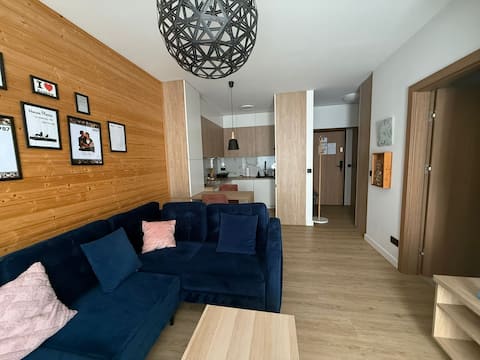 Top Airbnb: Apartment Under the Arena in Czyżyny