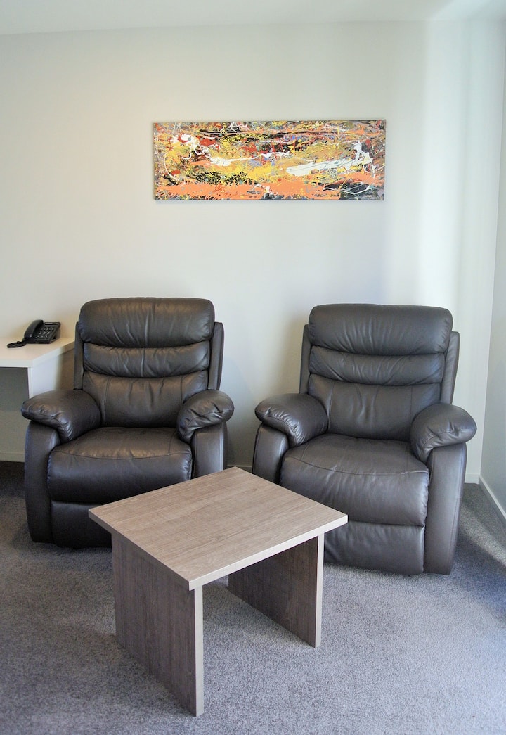 One Bedroom Spa Unit - Oxford