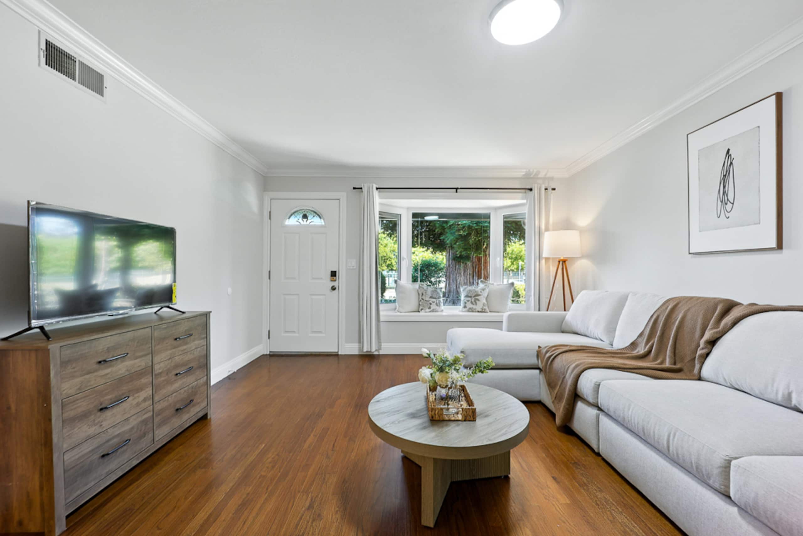 Home in San Jose · ★4.88 · 4 bedrooms · 5 beds · 3 private baths - Image 3
